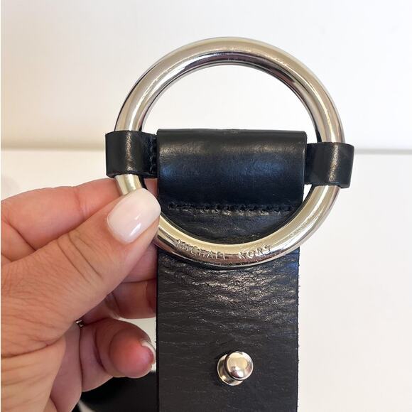 Michael Kors Leather Wide Women Statement Belt Size S Black Silver Buckle 553219 - Picture 3 of 7